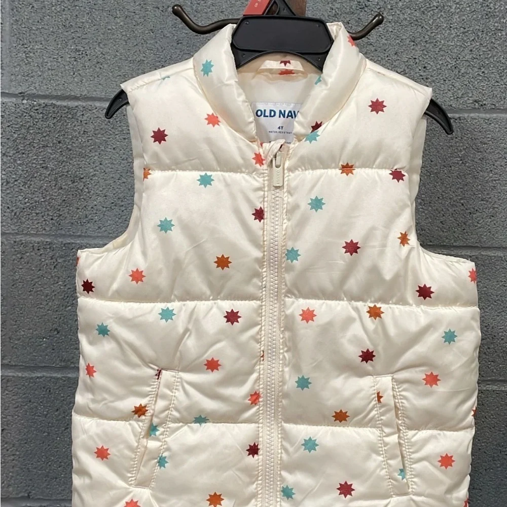 Old Navy Cream Vest with Star Pattern